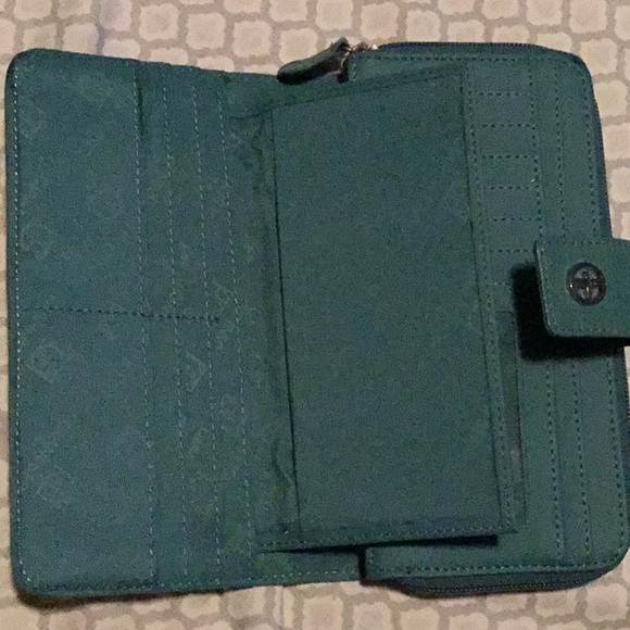 Sold - Picture 2 of 4